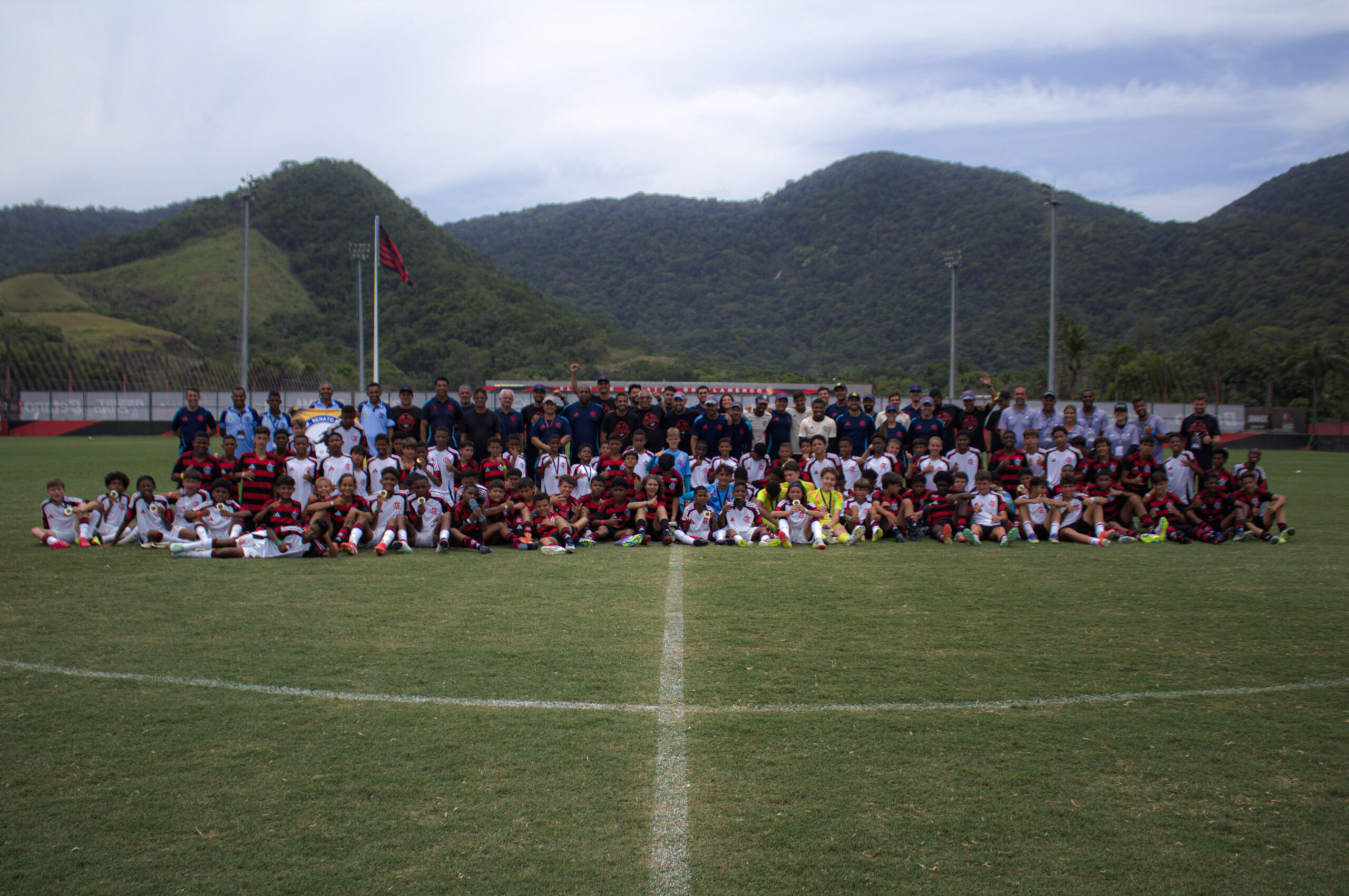 Visita de integração entre Inter de Minas e Flamengo